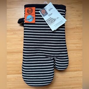 Blue Moon Striped Oven Mitt Set